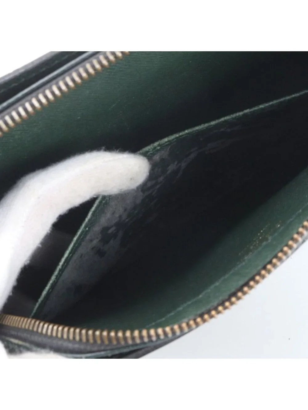Louis Vuitton Taiga Baikal Leather Clutch Pouch Business